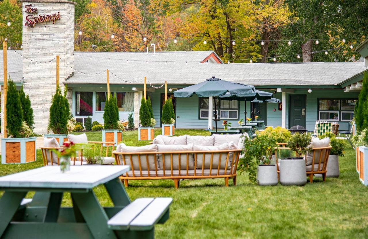 The Springs Motel New Ashford Kültér fotó