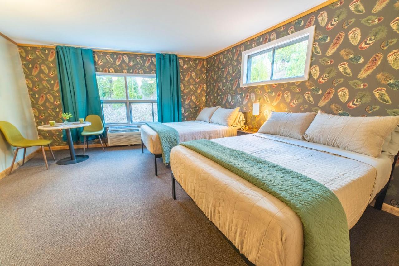 The Springs Motel New Ashford Kültér fotó